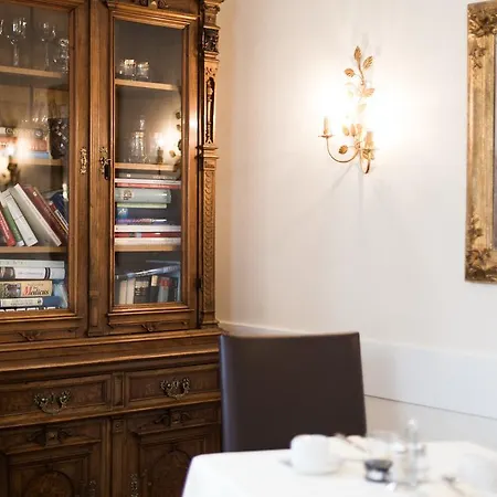 Sollner Hof Szálloda 3*